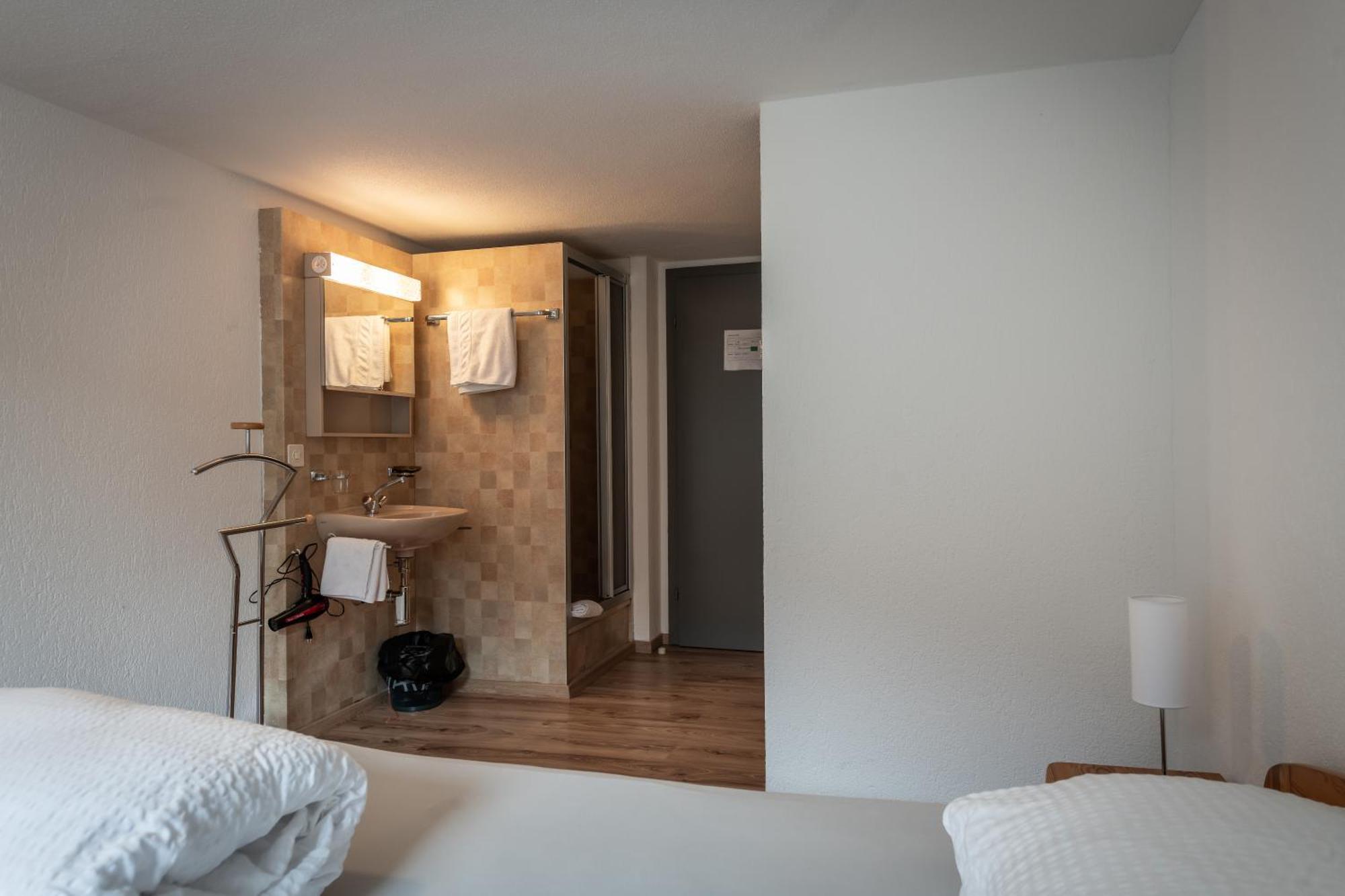 Hotel Greina Rabius Buitenkant foto
